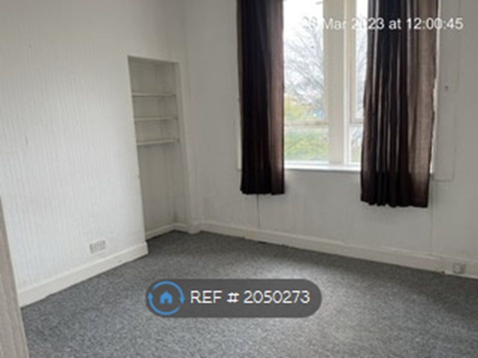 2 bed flat to rent in Glasgow, Glasgow G22, £799 pcm Zoopla