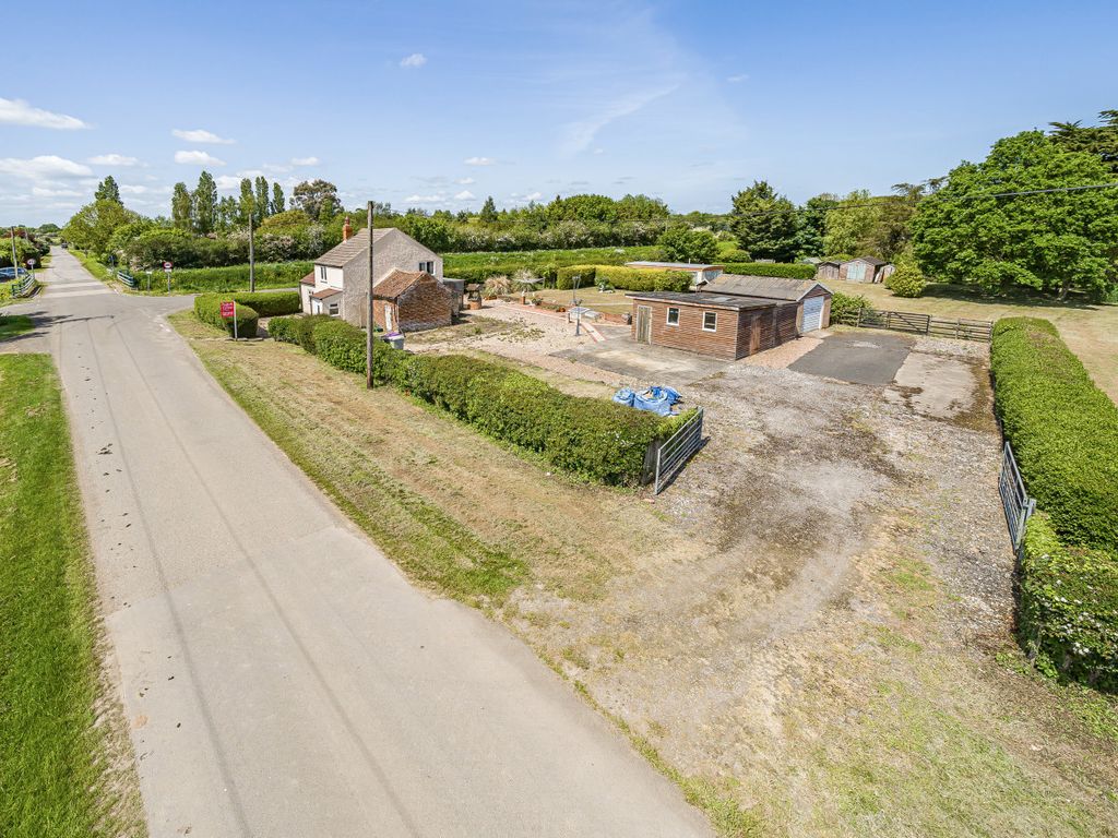 2 bed detached house for sale in Fen Road, Stickford PE22 Zoopla