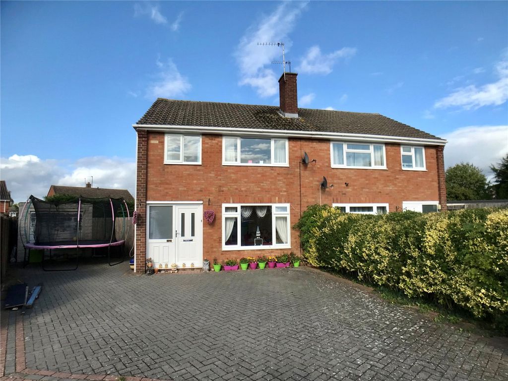 Daylesford Close Cheltenham Gloucestershire GL51  