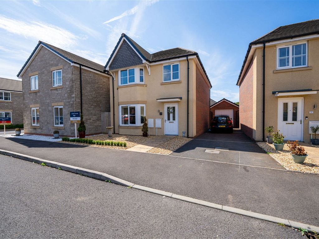 4 bed detached house for sale in Heol Bevan, Coity, Bridgend, Bridgend