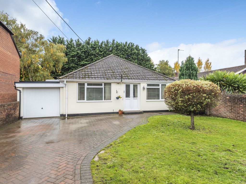 3 bed detached house for sale in South Road, Ash Vale, Hampshire GU12