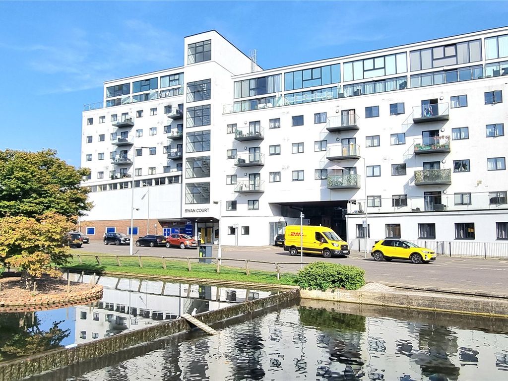 1 bed flat for sale in Waterhouse Street, Hemel Hempstead