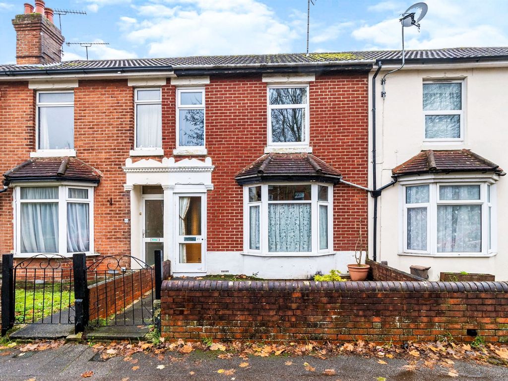 3 bed terraced house for sale in Nutbeem Road, Eastleigh SO50 Zoopla