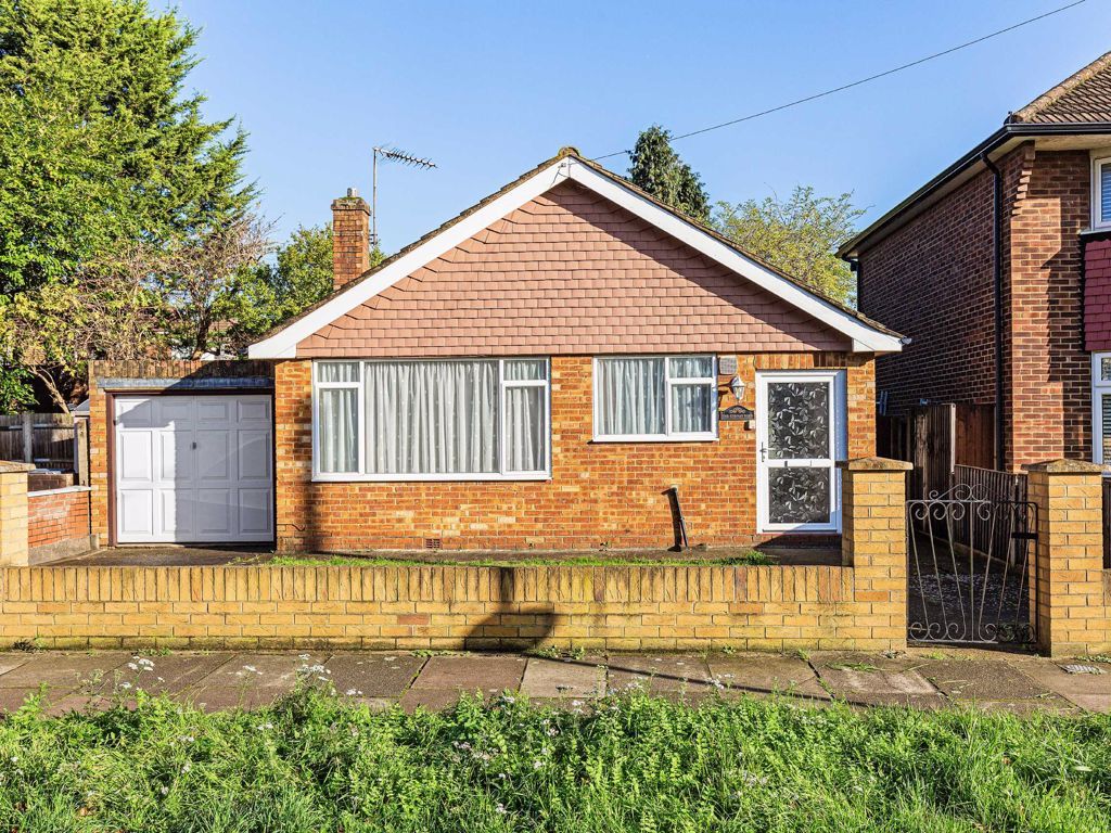 2 bed property for sale in Conway Road, Hounslow TW4 Zoopla