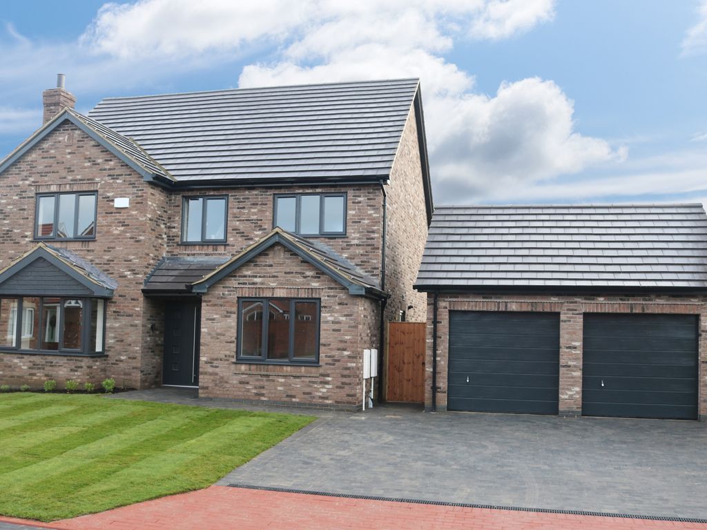 New home, 5 bed detached house for sale in Fairways, Station Road