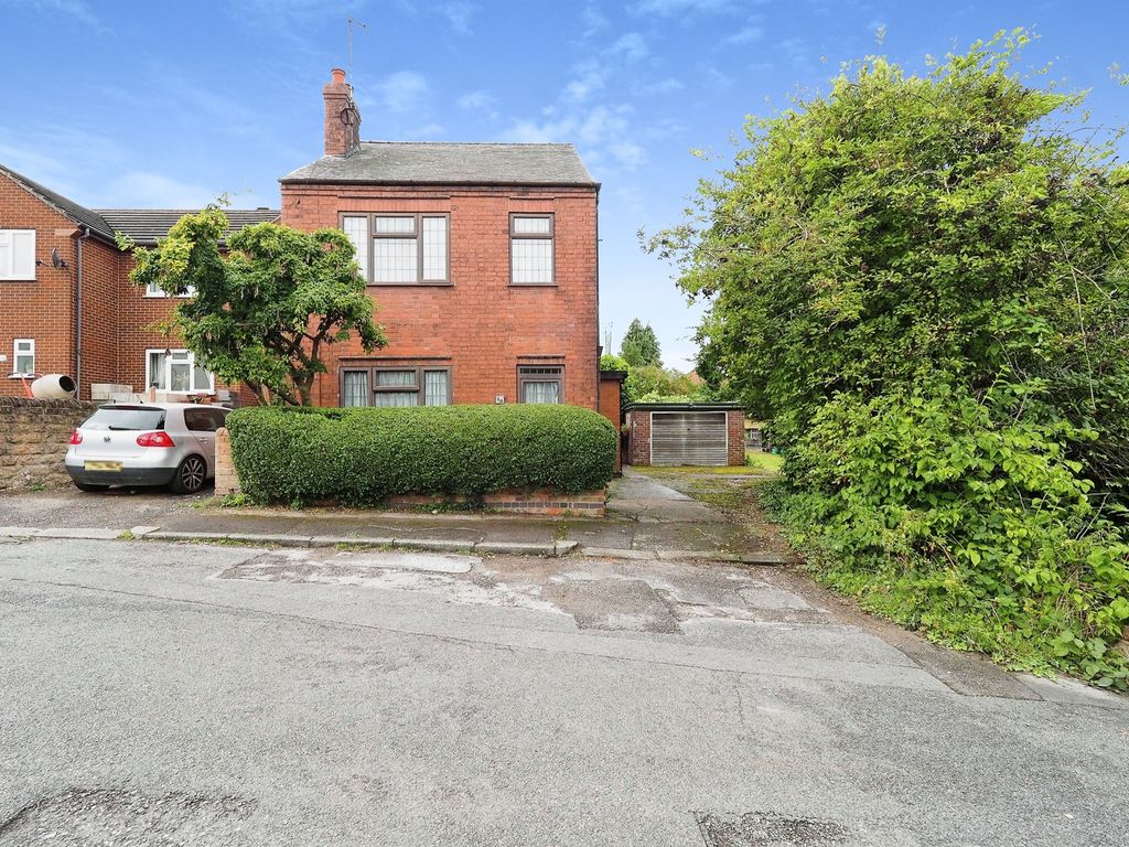3 bed detached house for sale in Wood Street, Alfreton DE55, £260,000
