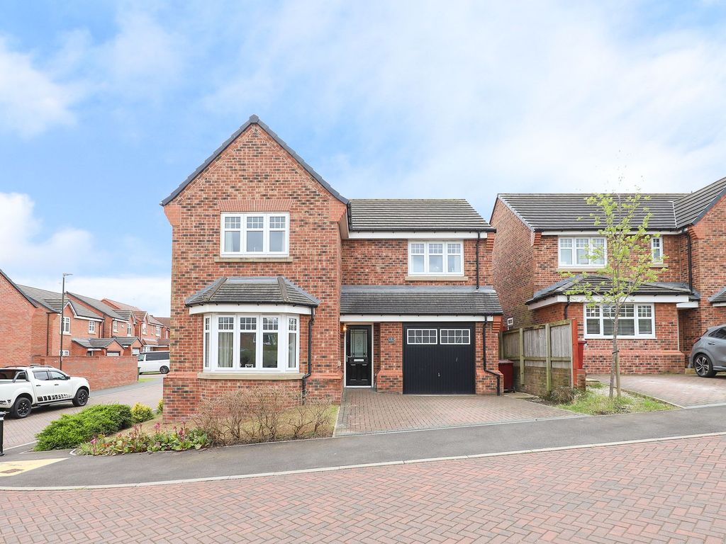 4 bed detached house for sale in Regents Green, Grassmoor S42, £320,000 Zoopla
