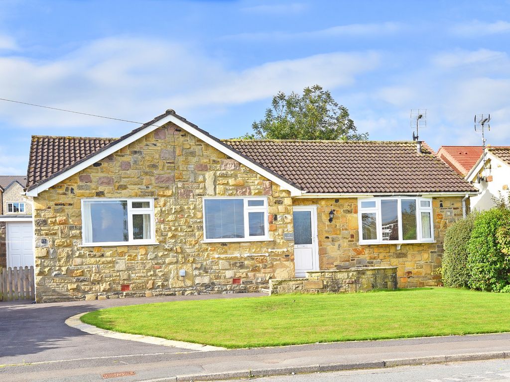 3 bed detached bungalow for sale in Brookfield, Hampsthwaite, Harrogate
