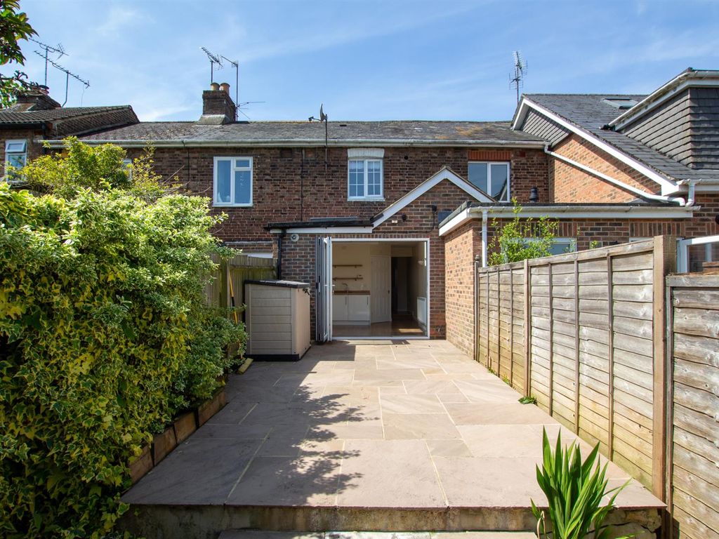 2 bed terraced house for sale in Freeks Lane, Burgess Hill RH15, £