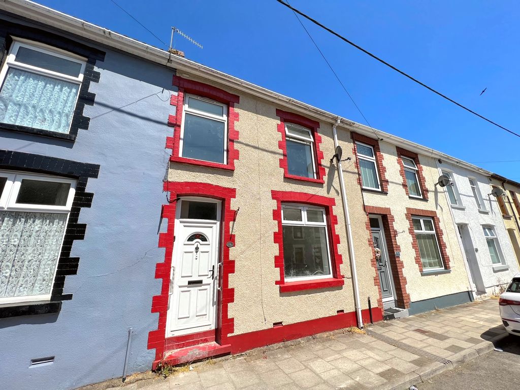 3 bed property to rent in Charles Street, Trealaw, Tonypandy CF40 Zoopla