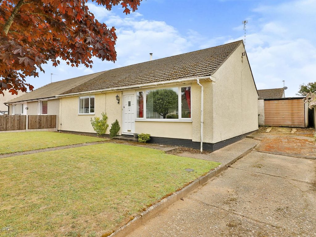 2 bed semidetached bungalow for sale in Pine Coombe, Wicken Green
