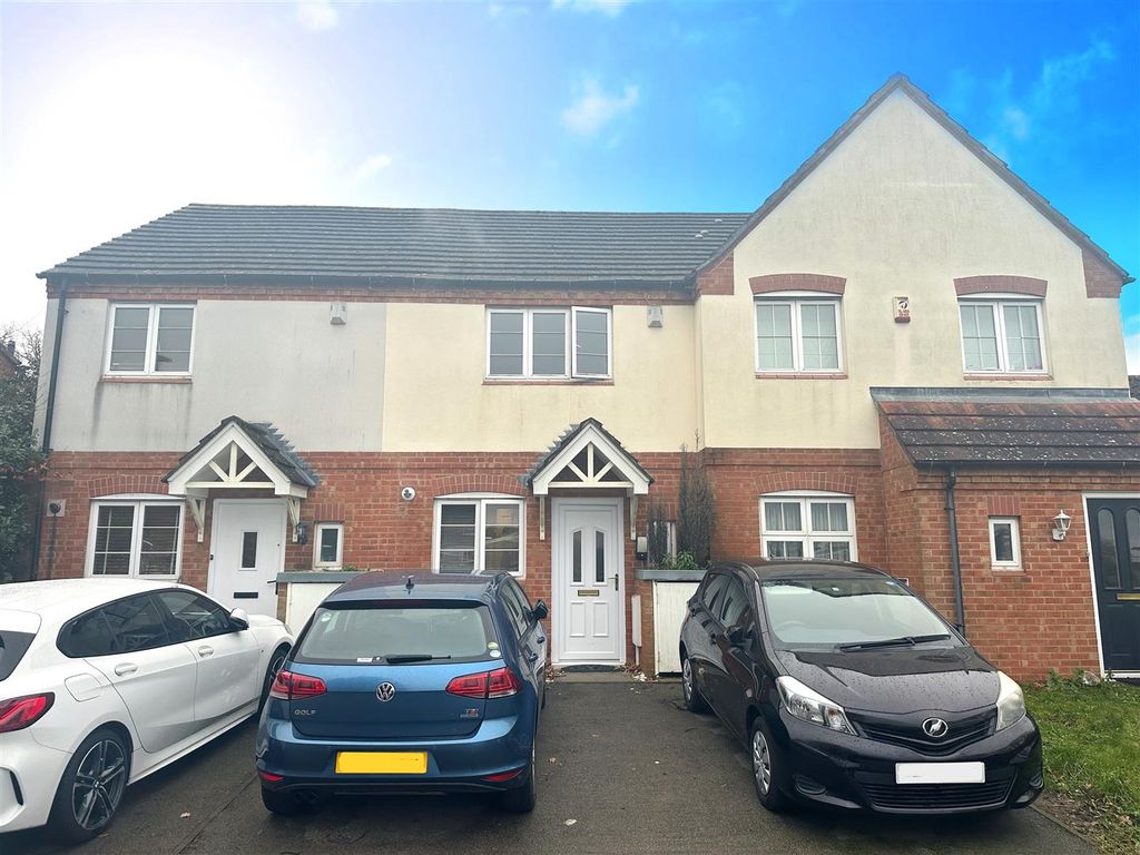 2 bed town house for sale in Oxon Way, Rowlatts Hill, Leicester LE5, £225,000 Zoopla