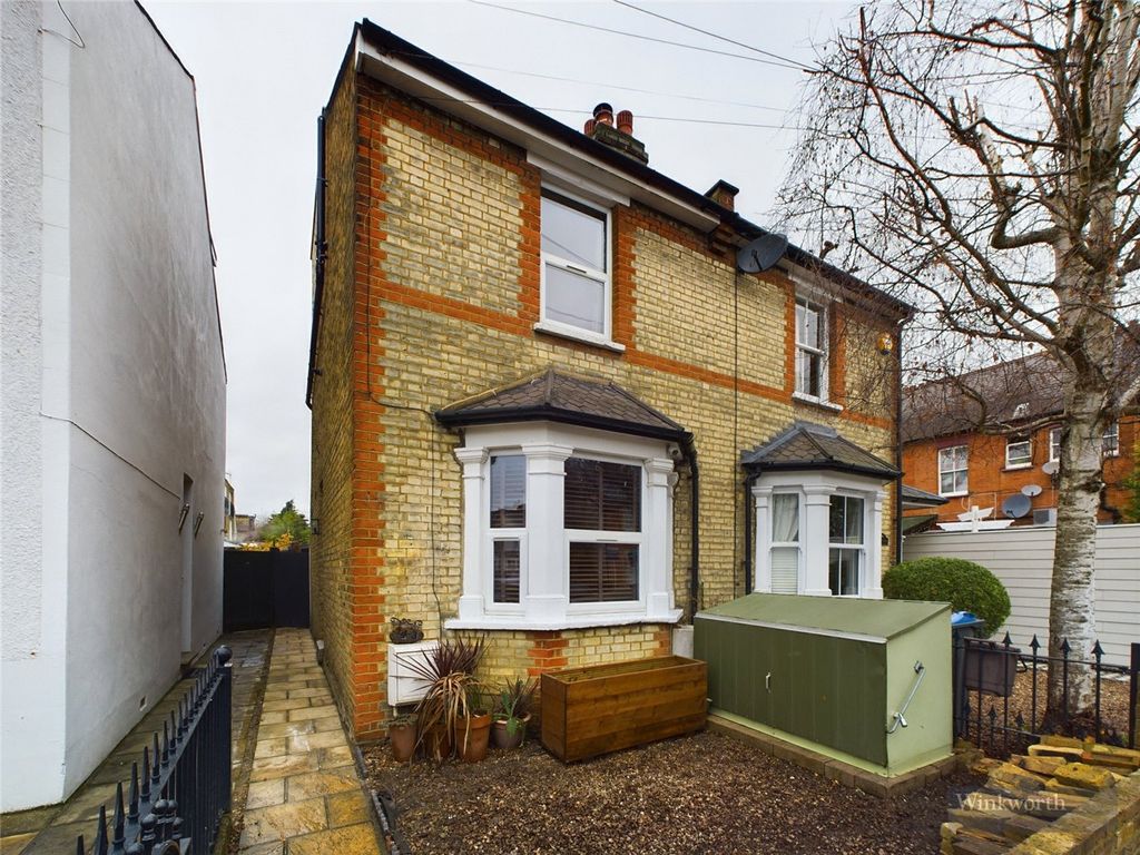 3 bed semidetached house for sale in Willoughby Road, Kingston Upon
