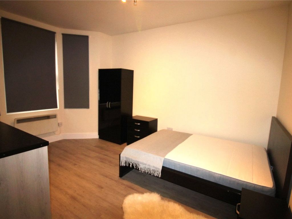 Studio to rent in Beaconsfield Road, Southall UB1 Zoopla