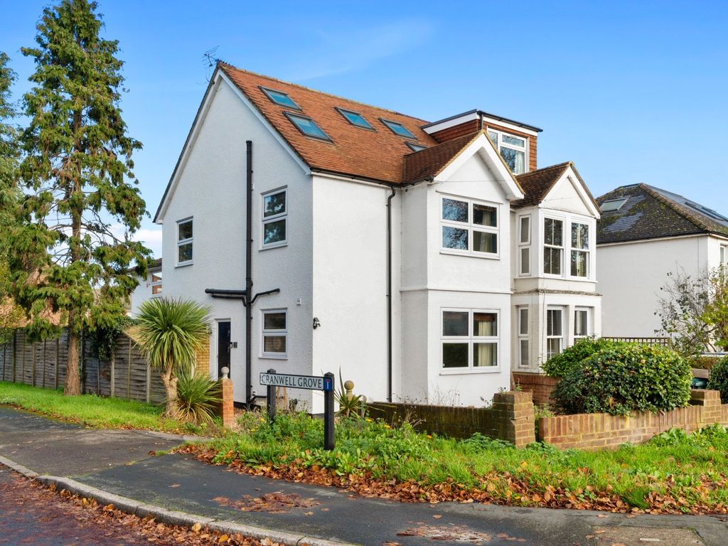 5 bed semidetached house for sale in Laleham Road, Shepperton, Surrey