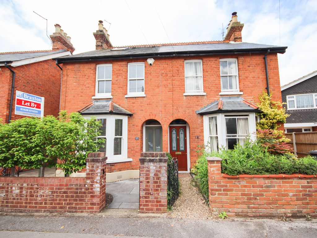 3 bed semidetached house for sale in Camden Road, Maidenhead SL6, £