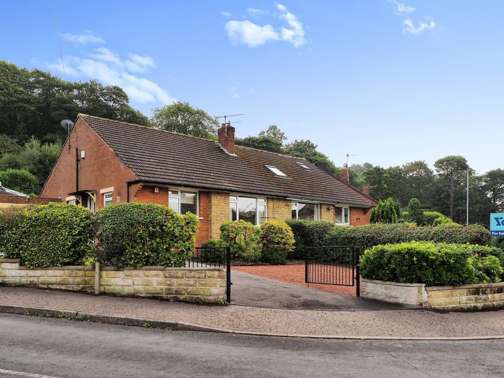 2 bed semidetached bungalow for sale in Scholey Road, Rastrick