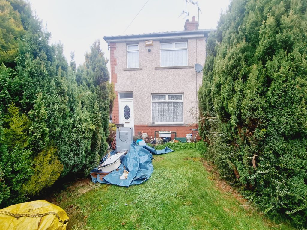 Woodale Avenue, Bradford BD9  