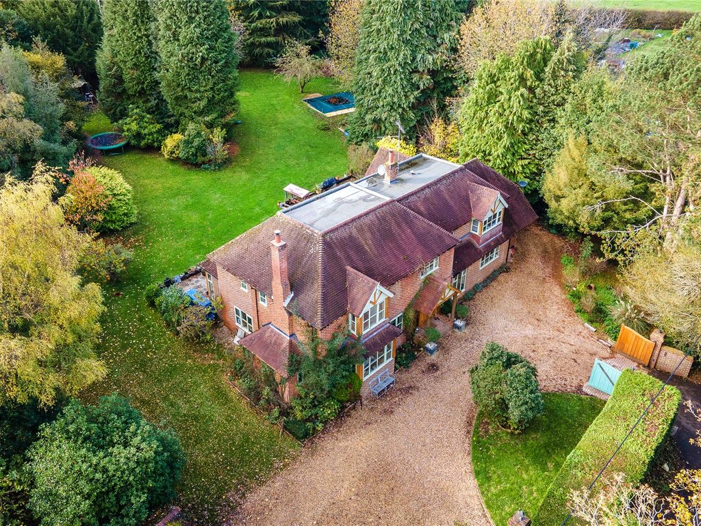 5 bed detached house for sale in Park Lane, Cane End, Reading