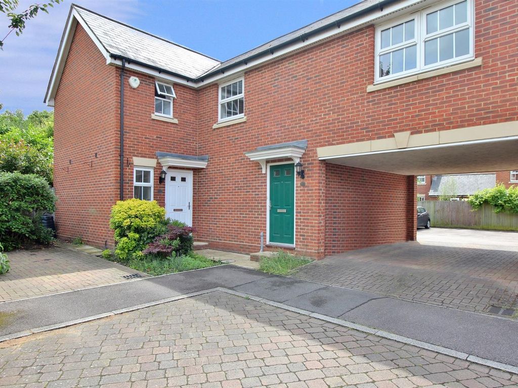 3 Bed Semi Detached House For Sale In Reed Court Ingress Park