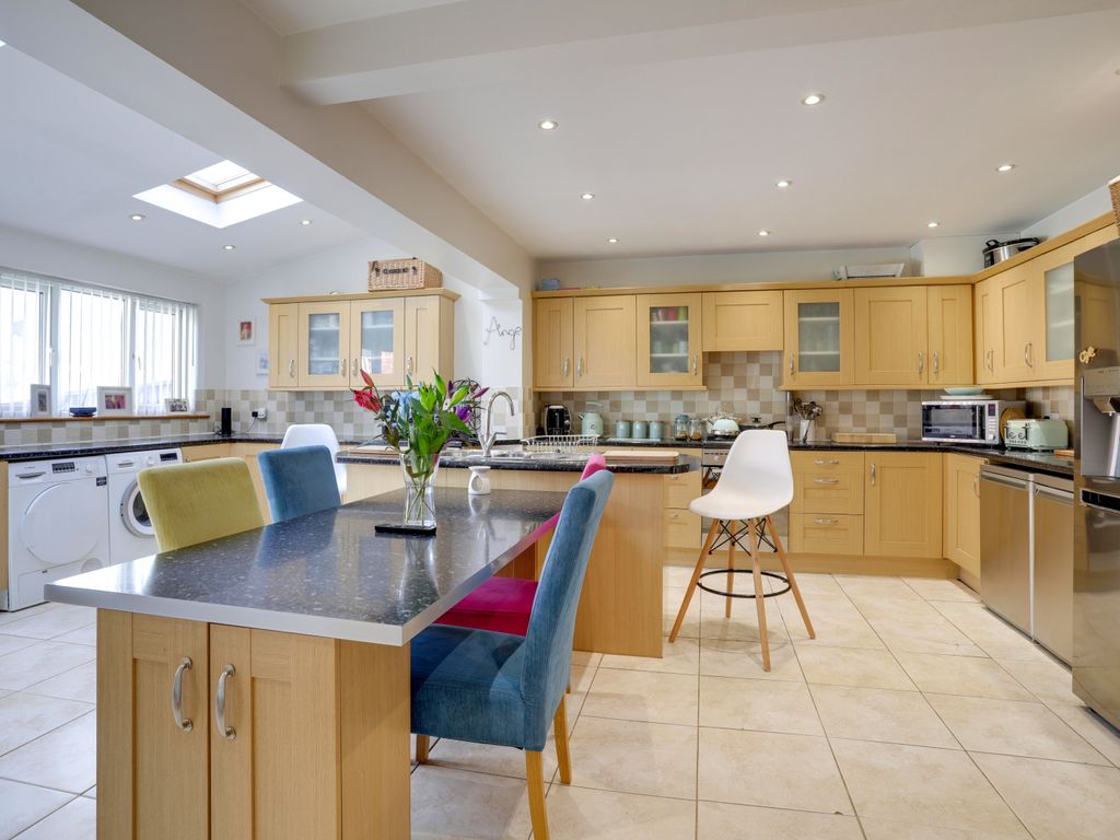 3 bed terraced house for sale in Monks Road, Exeter EX4 Zoopla