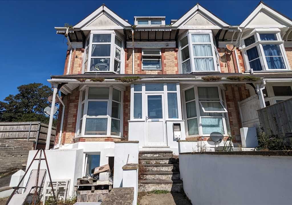 1 bed flat to rent in Windsor Road, Torquay TQ1, £600 pcm Zoopla