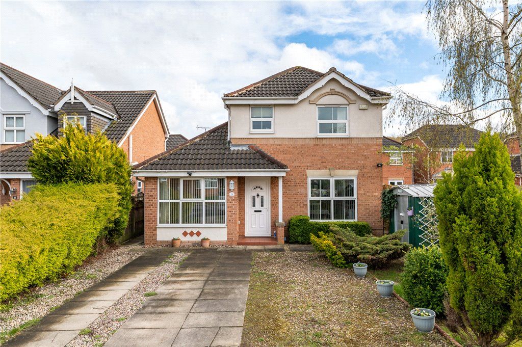 3 bed detached house for sale in Bidder Drive, East Ardsley, Wakefield