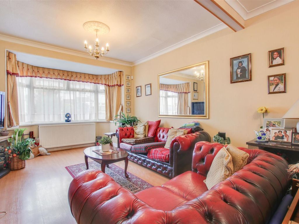 3 bed semidetached house for sale in Tranmere Road, London N9 Zoopla