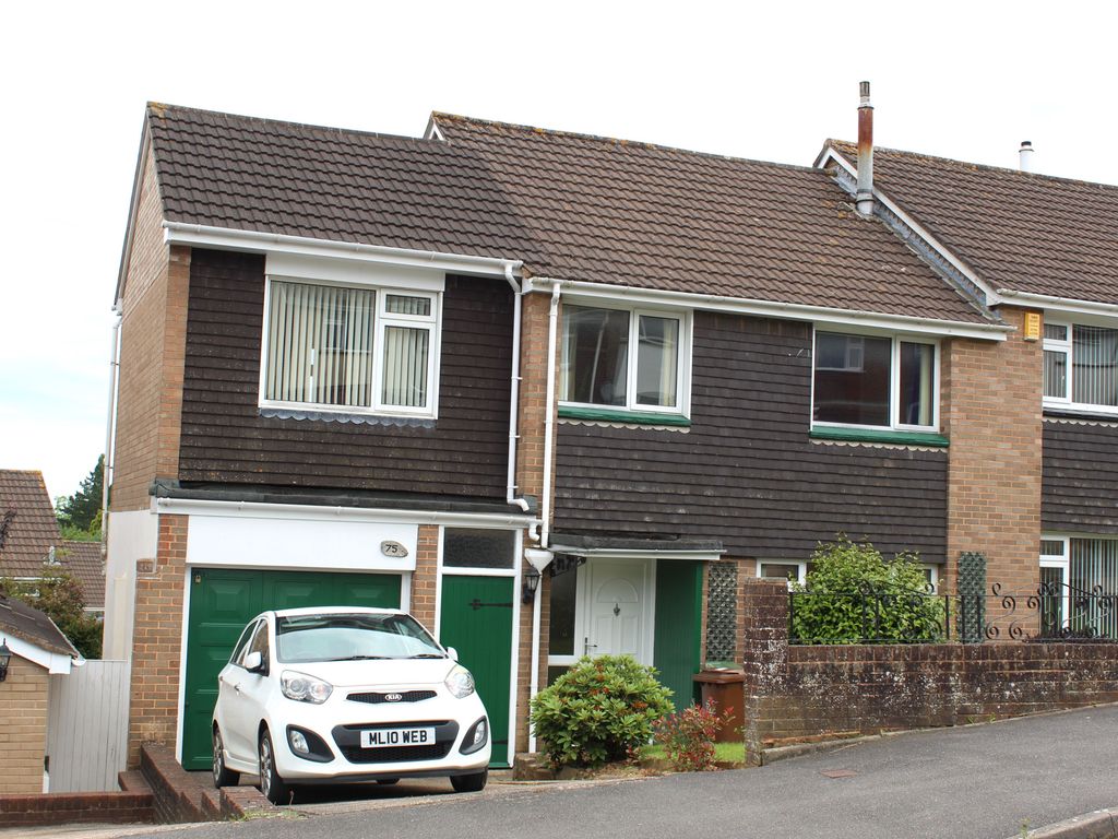 4 bed semidetached house for sale in Gloucester Road, Exeter EX4, £