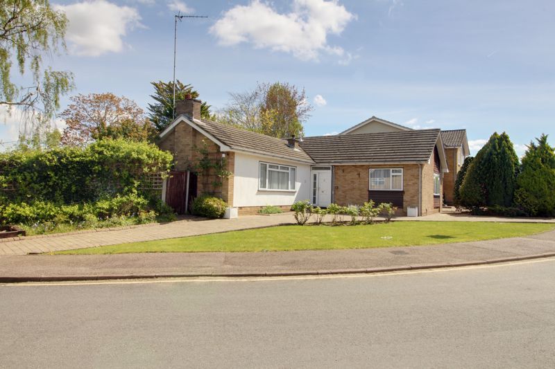 3 bed property for sale in High Ridge, Cuffley, Potters Bar EN6, £