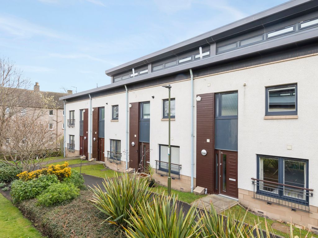 3 bed town house for sale in 30 East Pilton Farm Wynd, Trinity, Edinburgh EH5 Zoopla