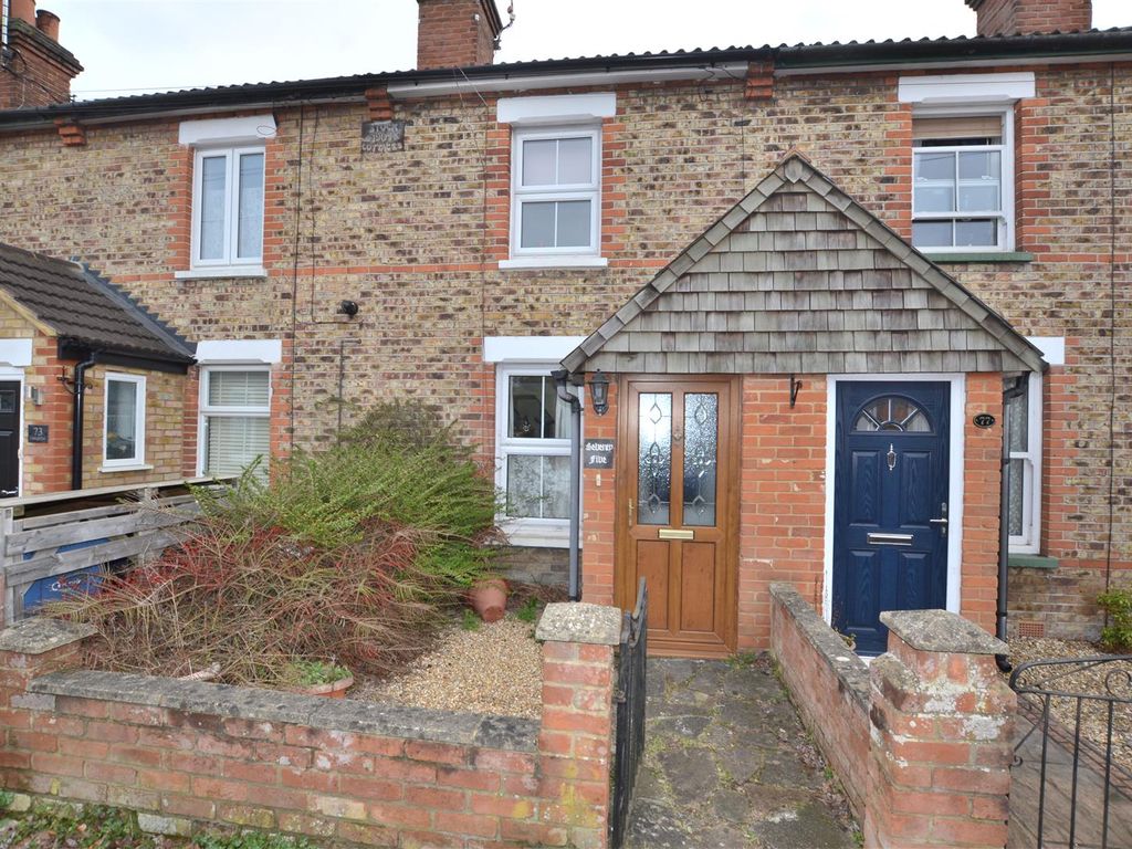 2 bed terraced house for sale in Connaught Road, Fleet GU51 Zoopla