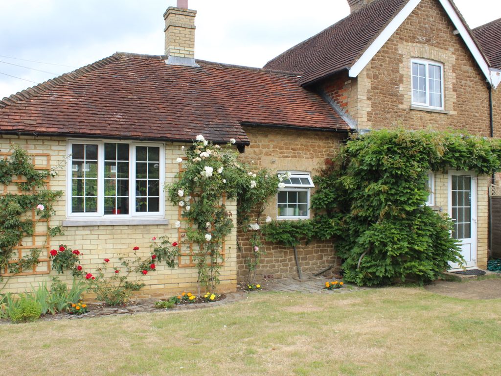 3 bed cottage to rent in Portsmouth Road, Milford, Godalming GU8 Zoopla