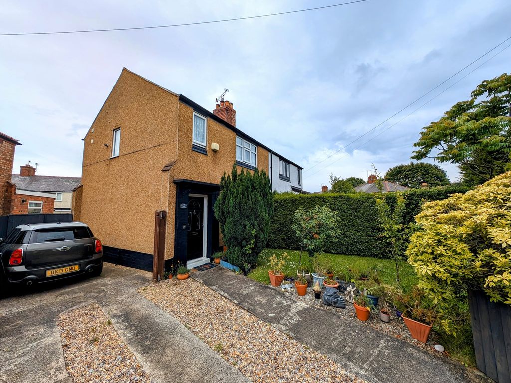 2 bed semidetached house for sale in Briardale Gardens, Little Sutton