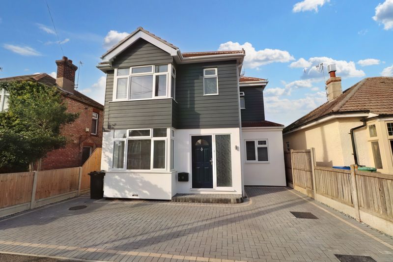 5 bed property for sale in Avenue, Brightlingsea CO7 Zoopla