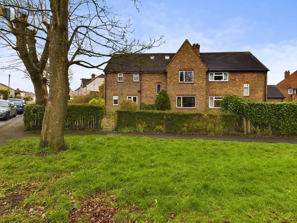 6 bed semidetached house for sale in Addison Road, Caterham CR3, £
