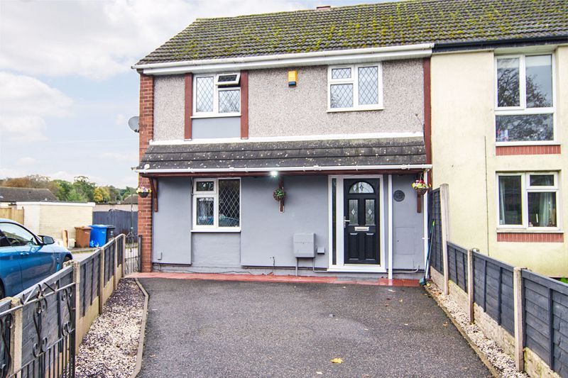3 bed semidetached house for sale in Purcell Avenue, Lichfield WS13