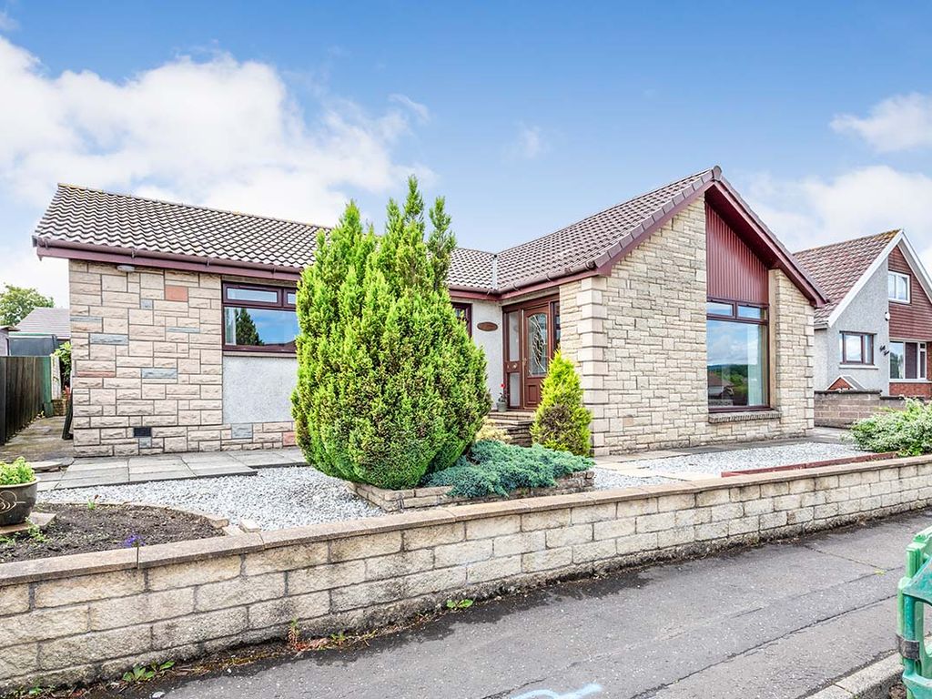 3 bed bungalow for sale in Cardenden Road, Cardenden, Lochgelly, Fife