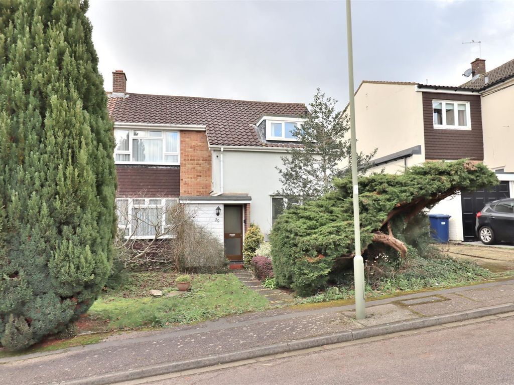 2 bed property for sale in Raebarn Gardens, Arkley, EN5, £