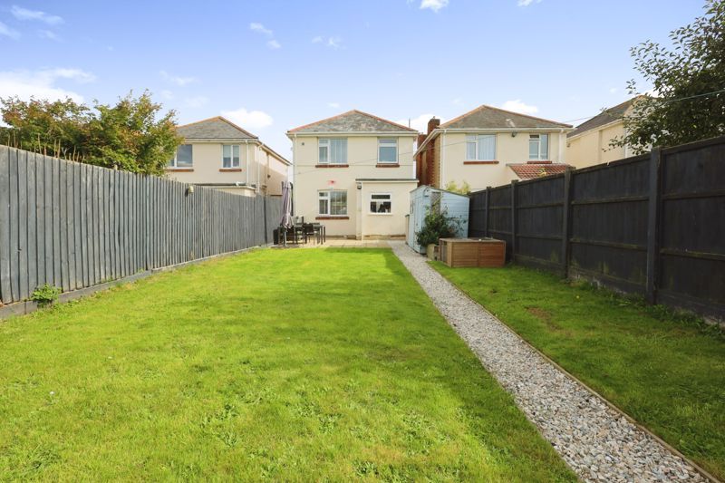 3 bed detached house for sale in Talbot Rise, Bournemouth BH10, £