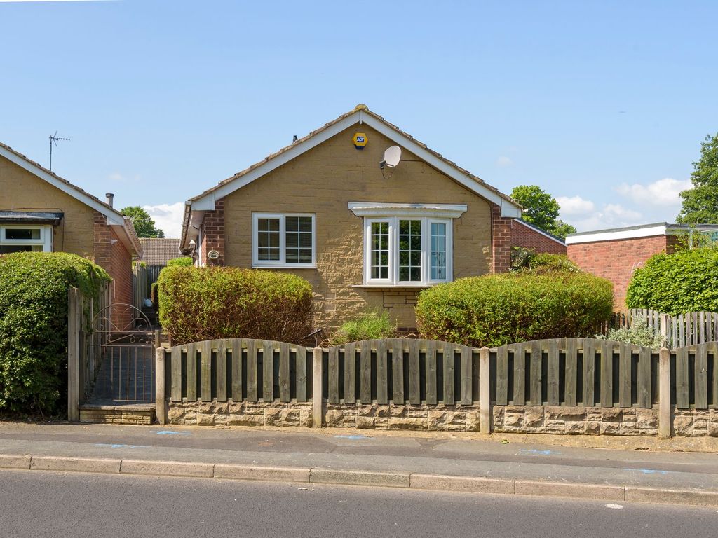 2 bed detached bungalow for sale in Thorpe Green, Waterthorpe S20, £