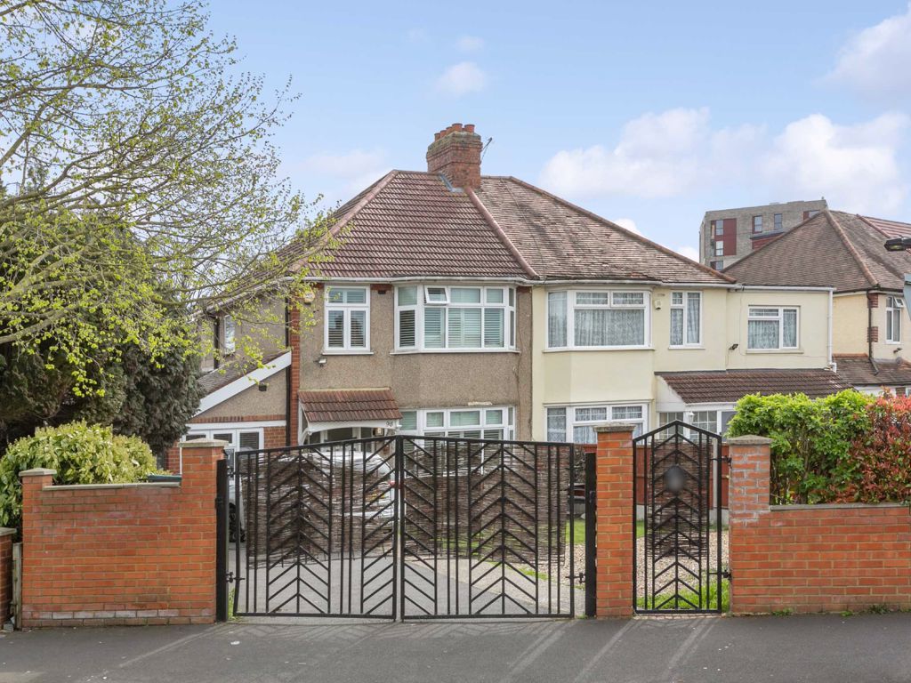 4 bed semidetached house for sale in The Drive, Isleworth TW7 Zoopla
