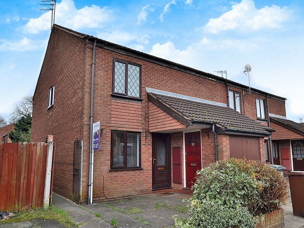 2 bed flat to rent in Aldersley Road, Tettenhall, Wolverhampton WV6, £