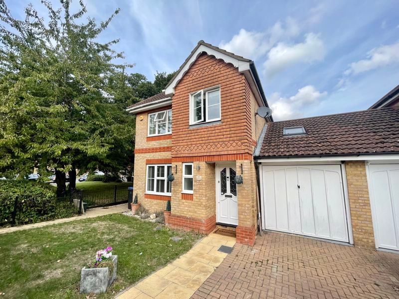 3 bed linkdetached house for sale in Ridgeways, Church Langley, Harlow