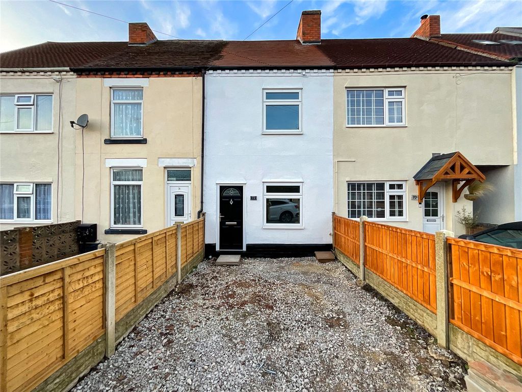 3 bed terraced house for sale in Wood Street, Wood End, Atherstone