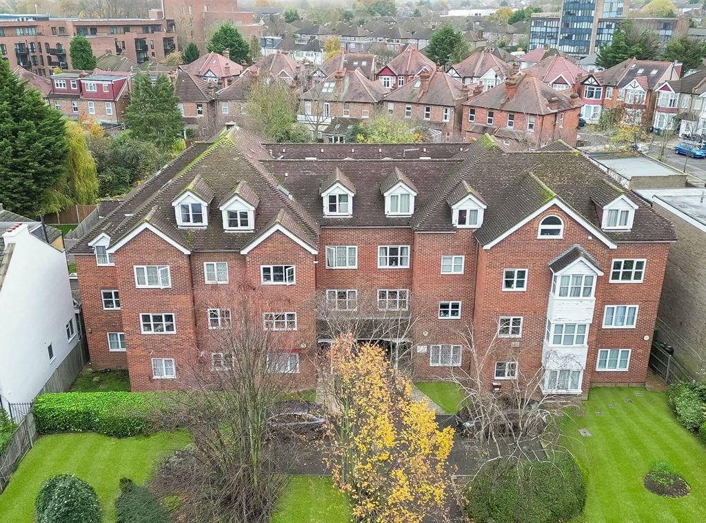 1 bed flat to rent in Station Road, Harrow HA1, £1,400 pcm - Zoopla