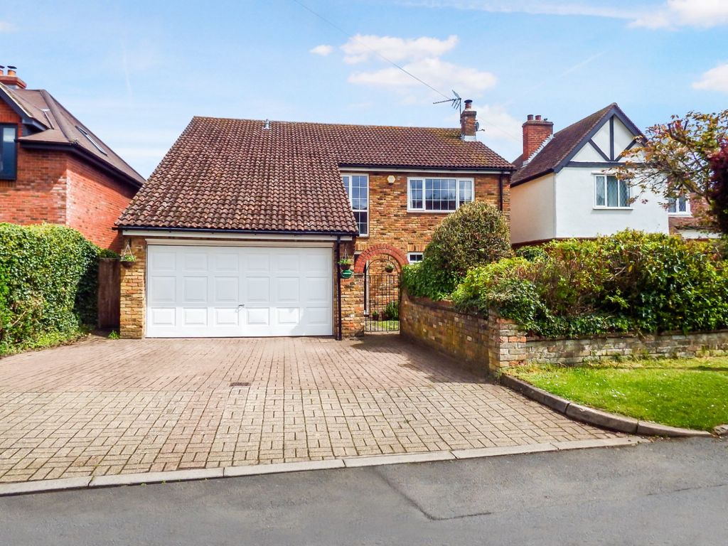 4 bed detached house for sale in Symonds Green Lane, Stevenage
