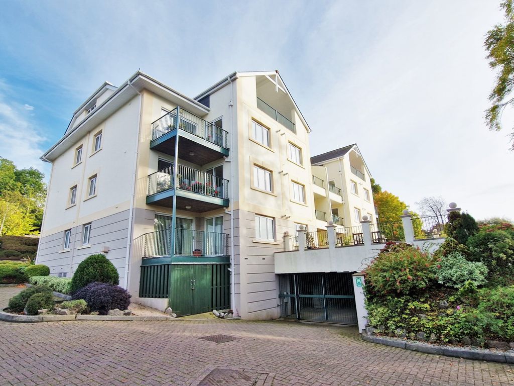 Higher Woodfield Road, Torquay TQ1