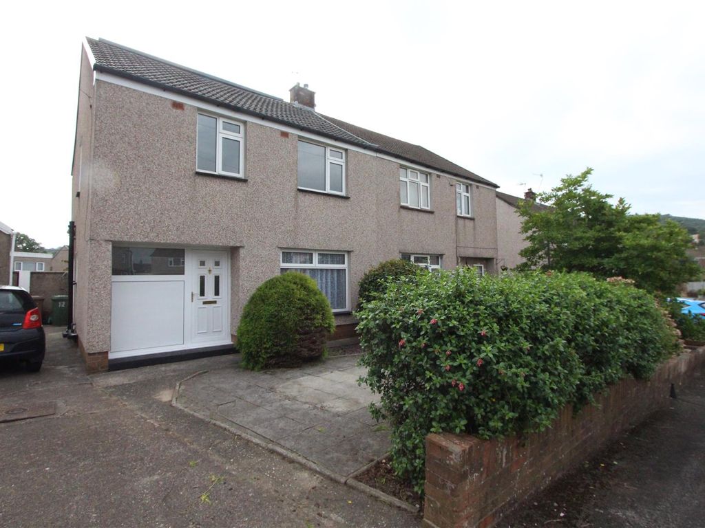 3 bed semidetached house to rent in Meadow Crescent, Caerphilly CF83
