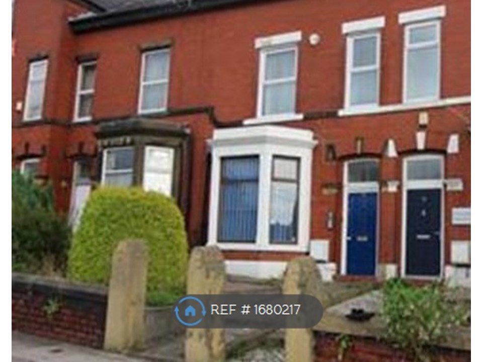 Room to rent in Knowsley Street, Bury BL9 Zoopla